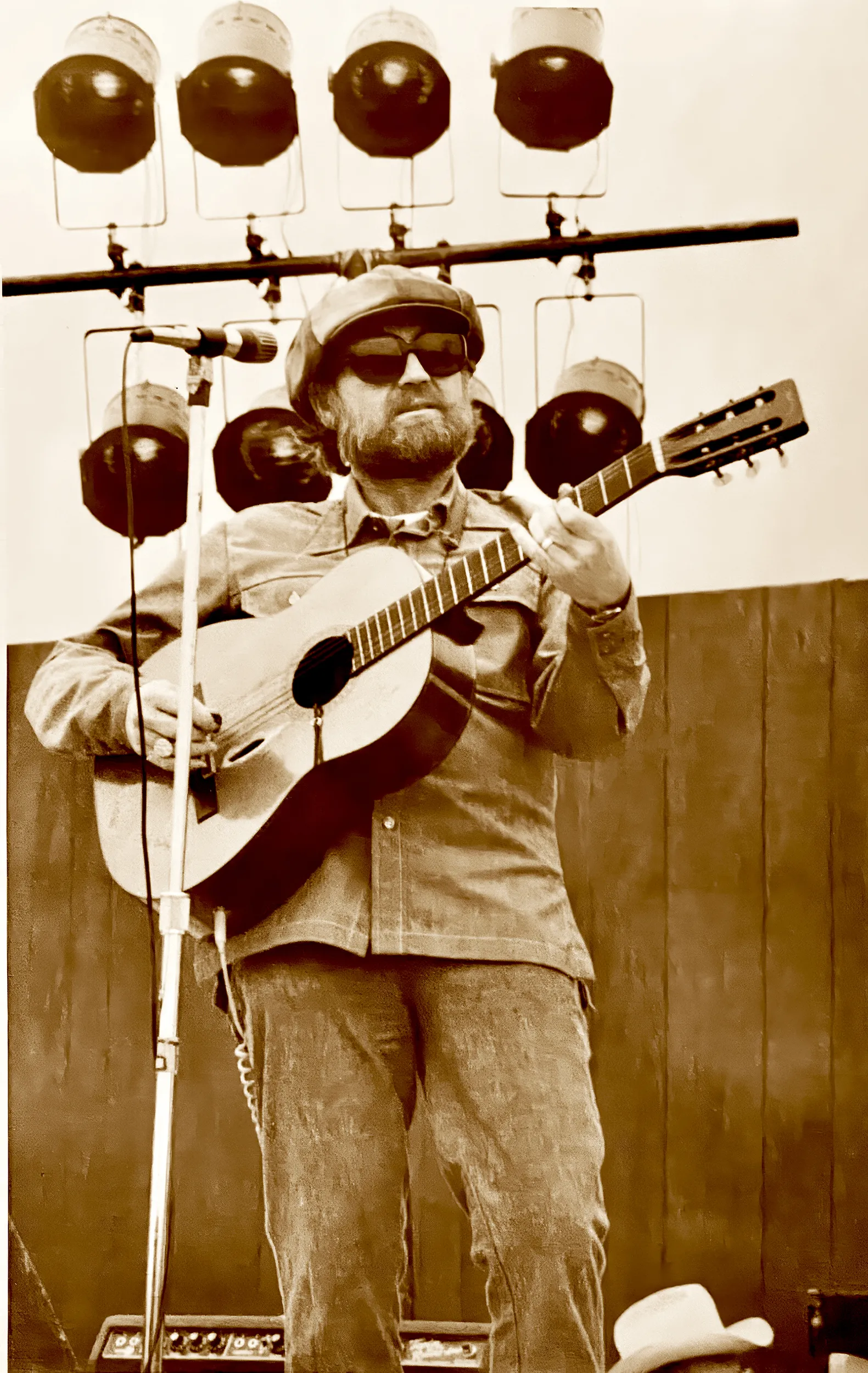 Willie Nelson - Abbott Homecoming